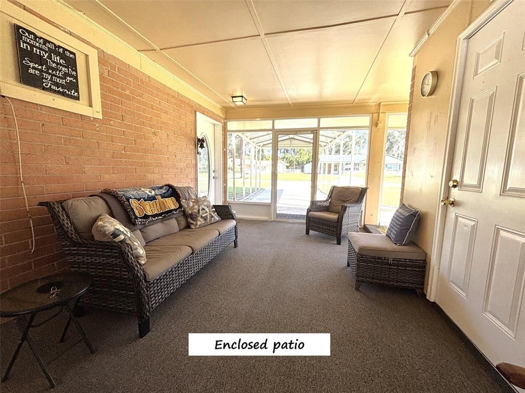 Interior, Living room, Stone Walls, Sun Room