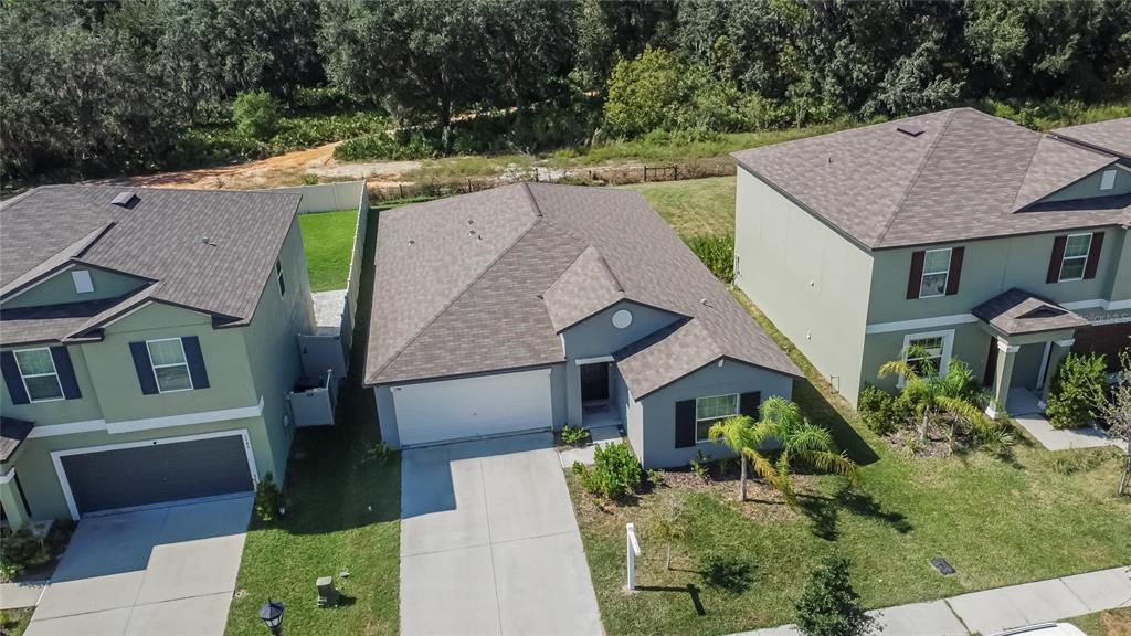Exterior, Drone