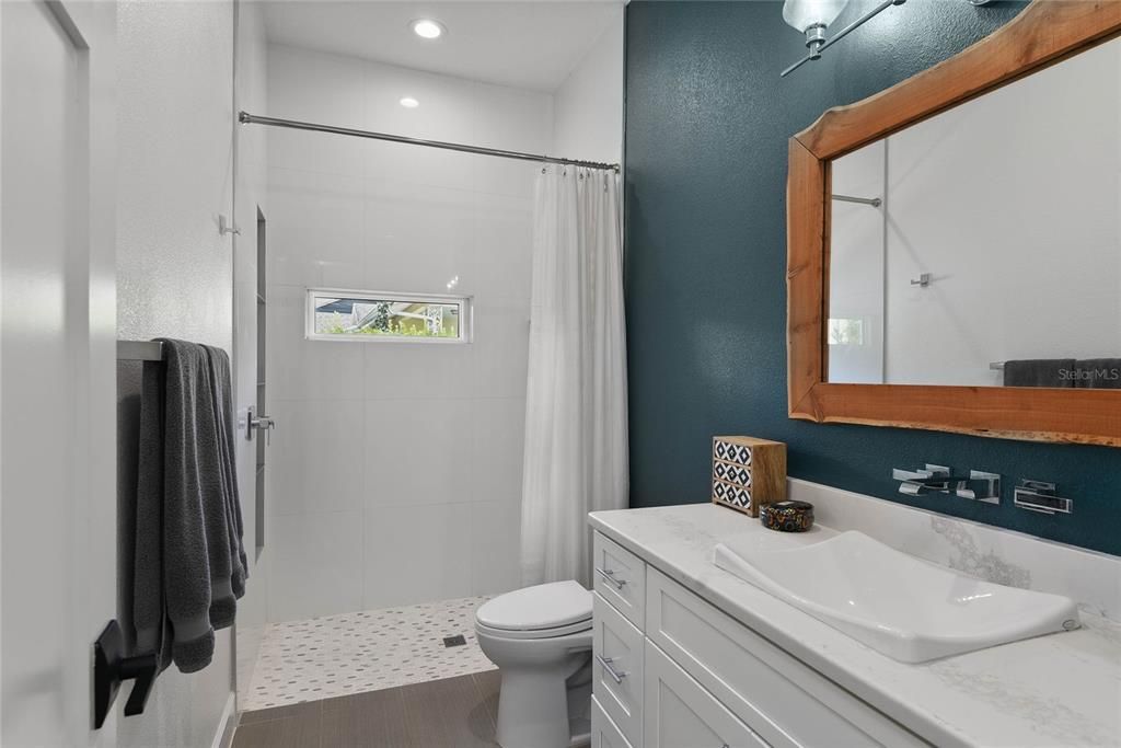 Bathroom, Interior, Recessed Lighting