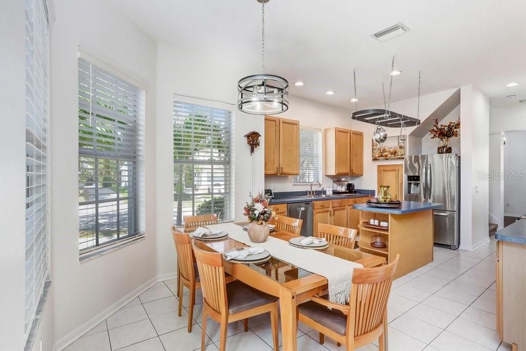 Dining room, Interior, Kitchen, Pendant Lights, Recessed Lighting, Stainless Steel Appliances