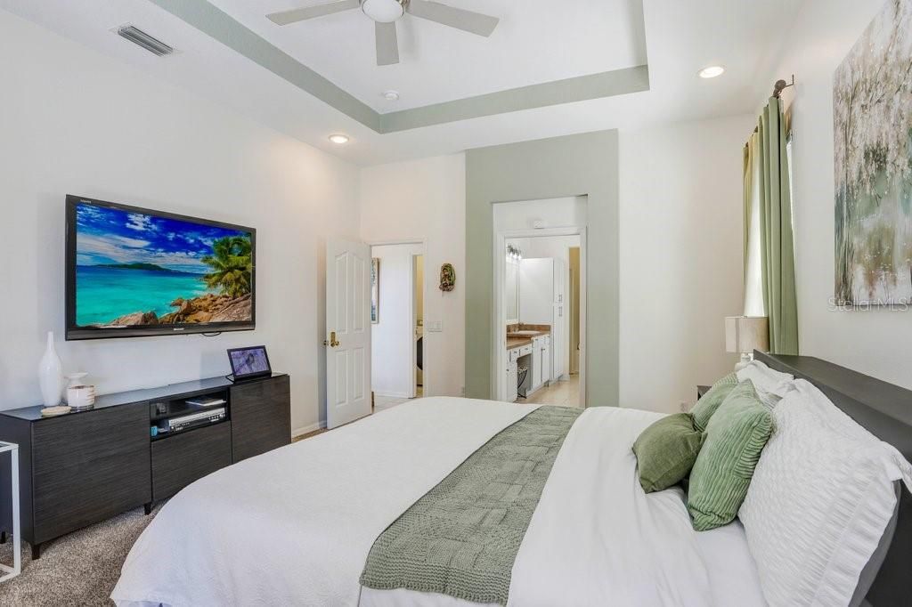 Bedroom, Interior, Recessed Lighting
