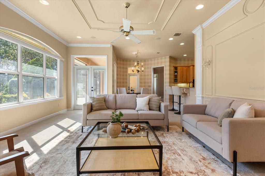 Chandelier, Dining room, Interior, Kitchen, Living room, Pendant Lights, Recessed Lighting