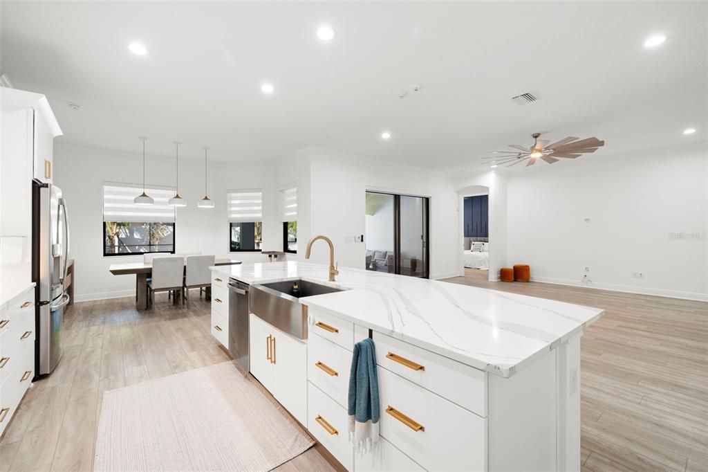 Dining room, Interior, Kitchen, Pendant Lights, Recessed Lighting, Wood Texture Flooring