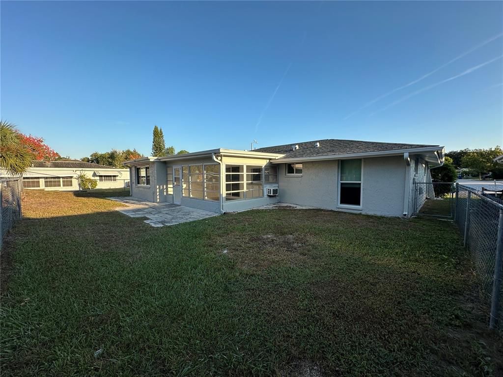 Backyard, Exterior