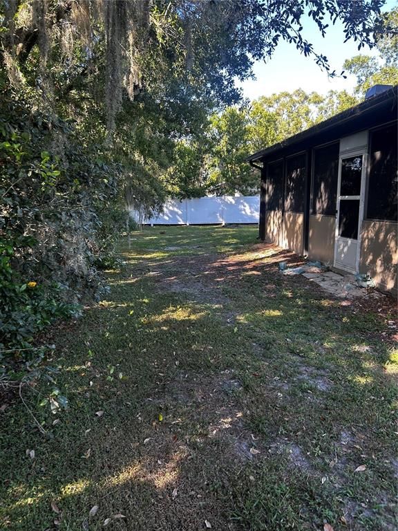 Backyard, Exterior