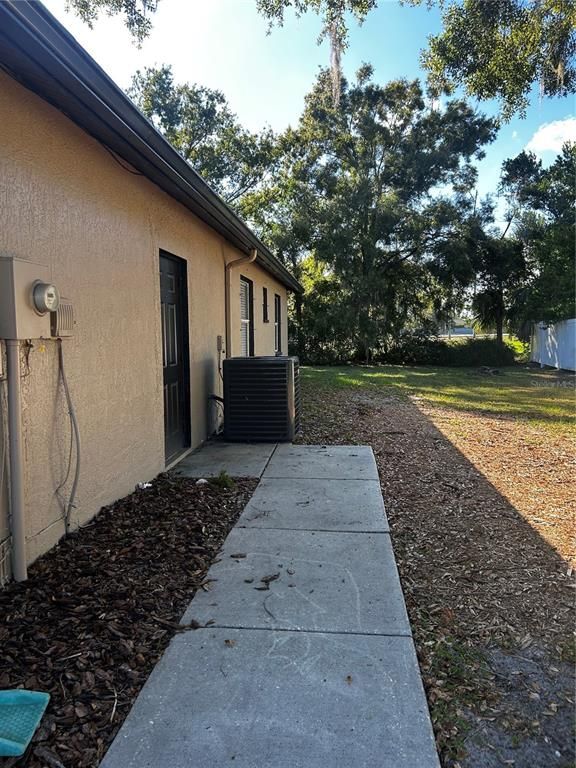 Backyard, Exterior