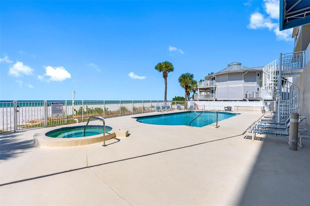 Exterior, Pool, Water