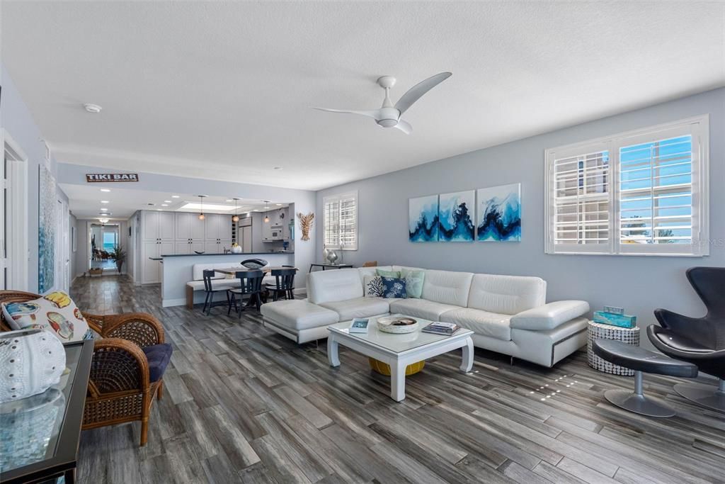 Dining room, Interior, Kitchen, Living room, Pendant Lights, Recessed Lighting, Wood Texture Flooring