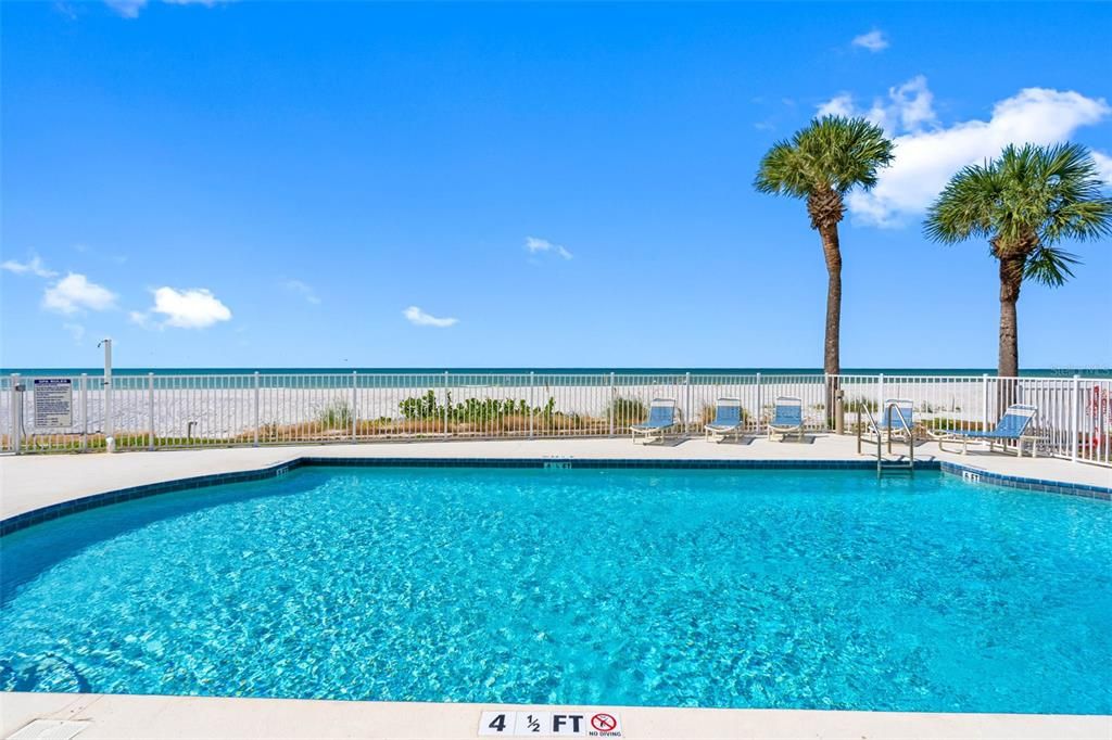 Exterior, Pool, Water