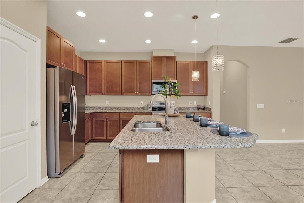 Interior, Kitchen, Pendant Lights, Recessed Lighting, Stainless Steel Appliances