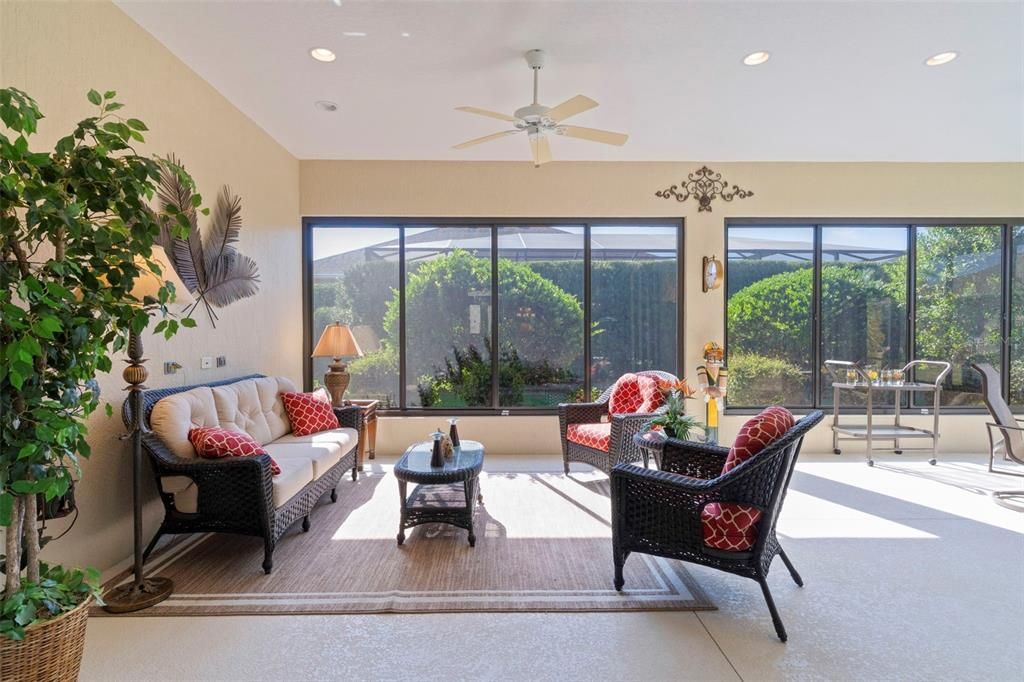 Interior, Living room, Recessed Lighting, Sun Room