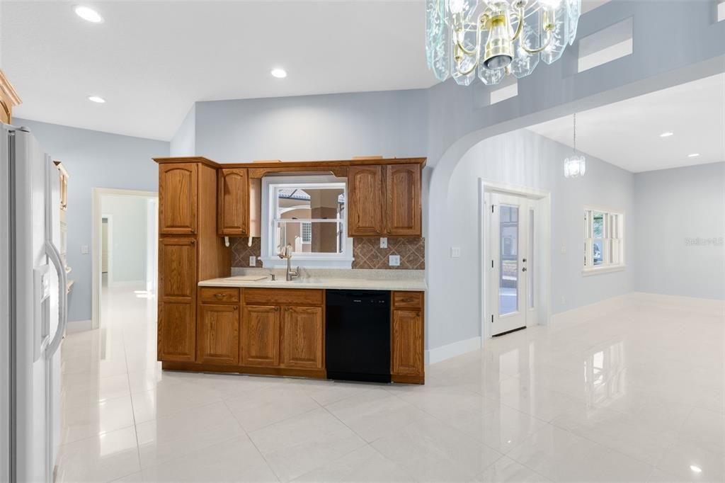 Chandelier, Interior, Kitchen, Pendant Lights, Recessed Lighting