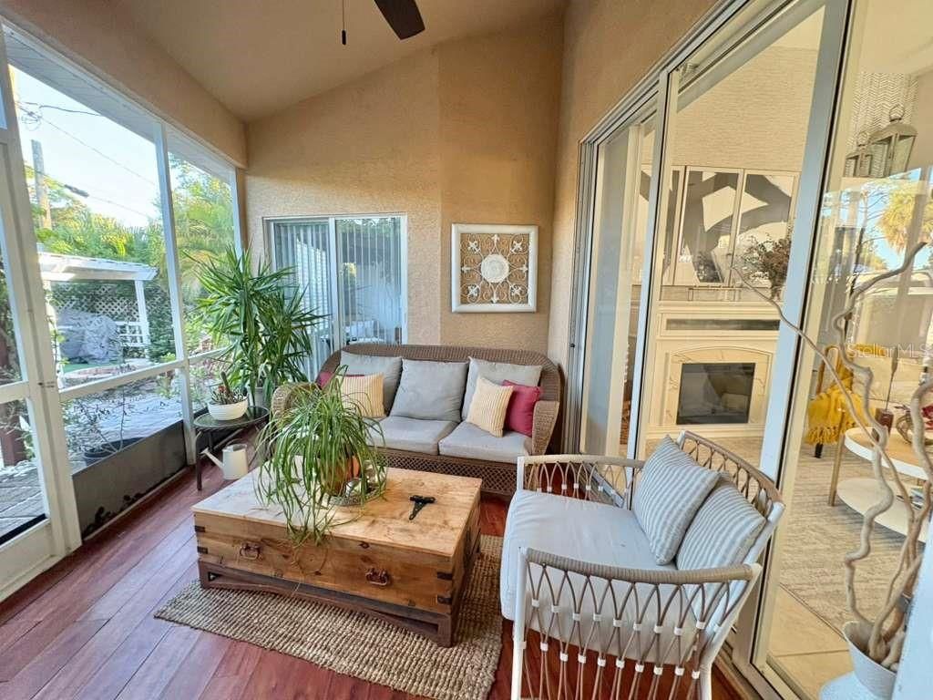 Interior, Living room, Sun Room, Wood Texture Flooring