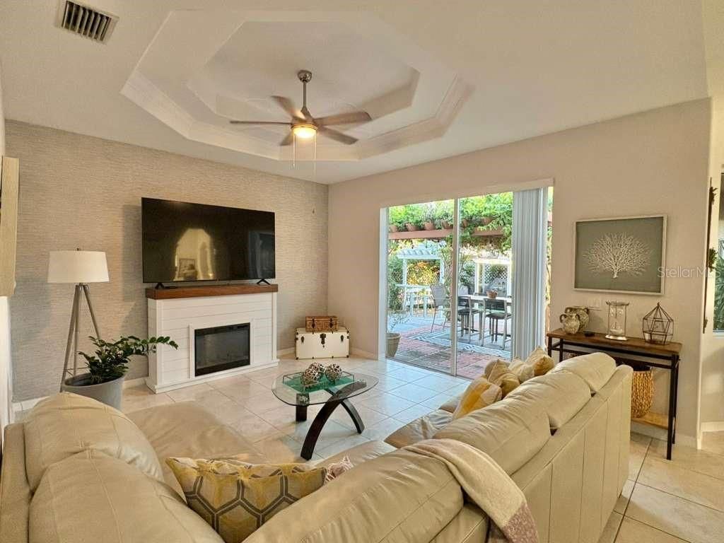 Fireplace, Interior, Living room