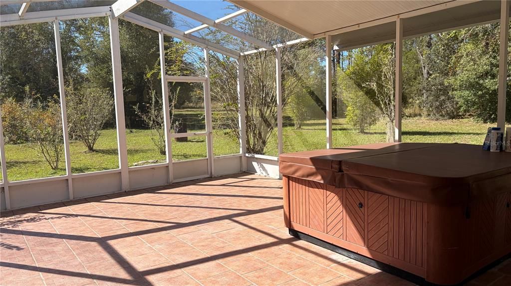 Glass Ceilings, Hot Tub, Interior, Sun Room