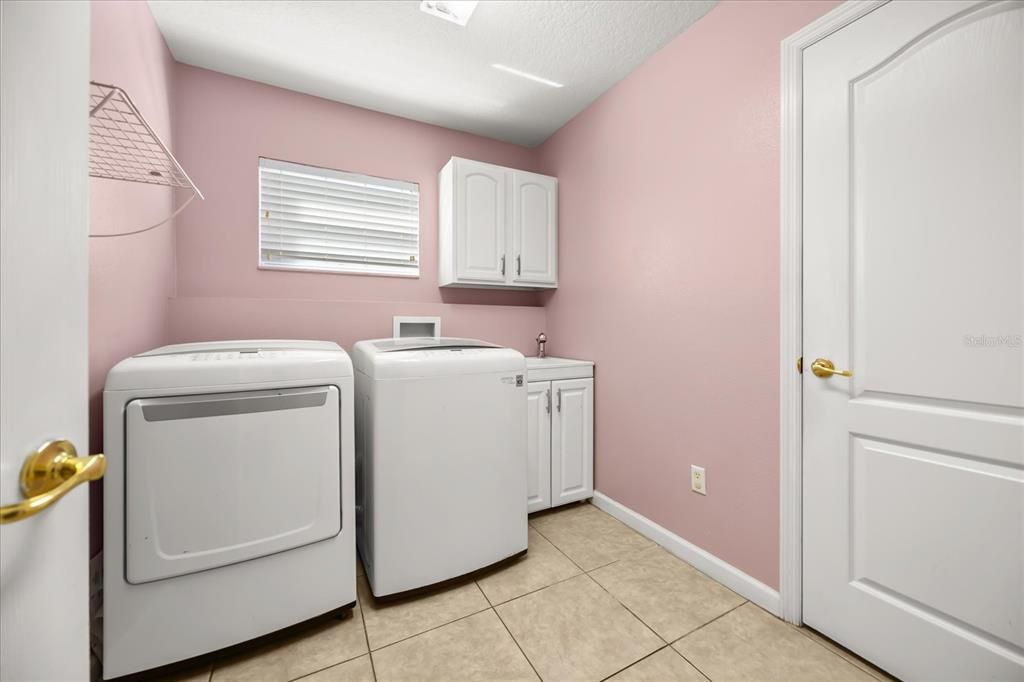 Interior, Recessed Lighting, Washer