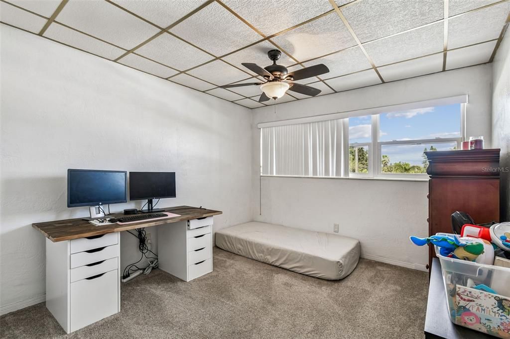 Home Office, Interior, Water