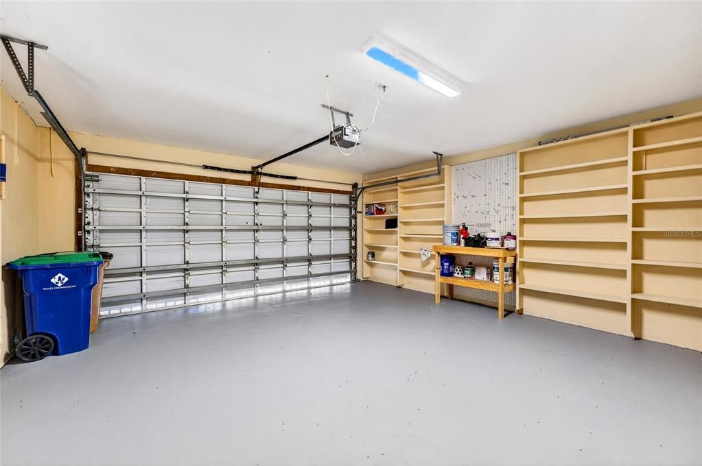 Garage, Interior