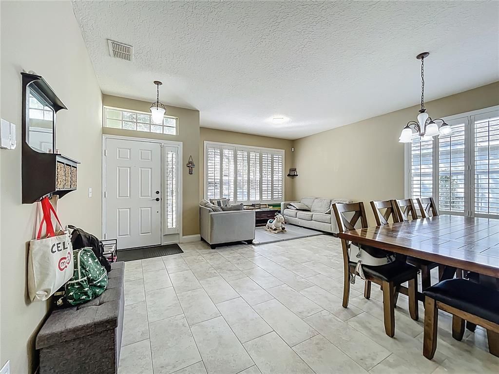 Dining room, Interior, Living room, Pendant Lights