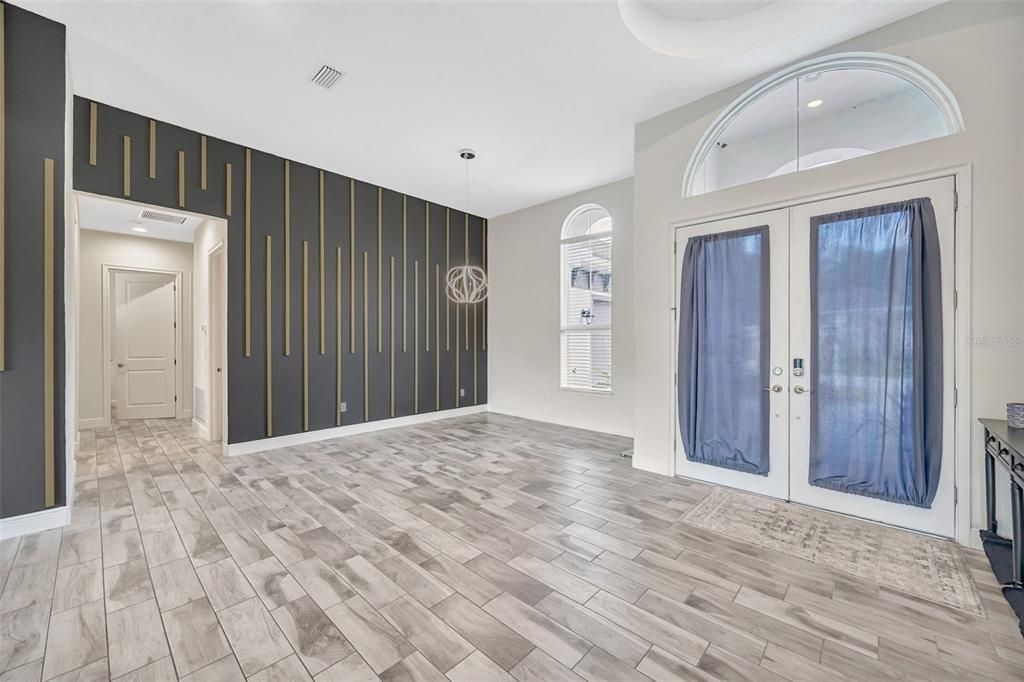 Empty room, Interior, Pendant Lights, Recessed Lighting, Wood Texture Flooring