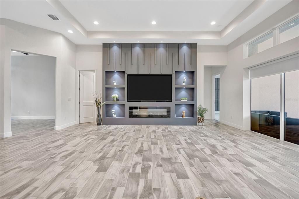 Interior, Recessed Lighting, Wood Texture Flooring