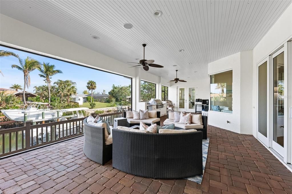 Exterior, Recessed Lighting