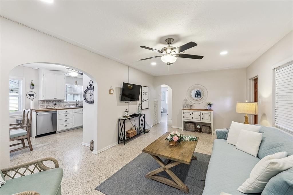 Interior, Kitchen, Living room, Recessed Lighting