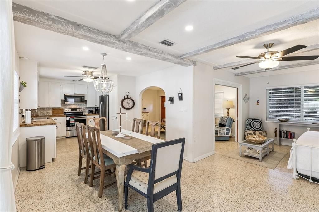 Chandelier, Dining room, Interior, Kitchen, Pendant Lights, Recessed Lighting, Stainless Steel Appliances
