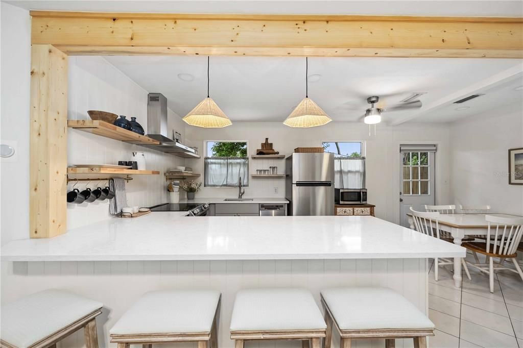 Dining room, Interior, Kitchen, Pendant Lights, Stainless Steel Appliances