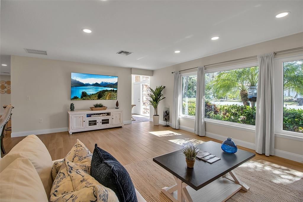 Home Office, Interior, Living room, Recessed Lighting, Wood Texture Flooring