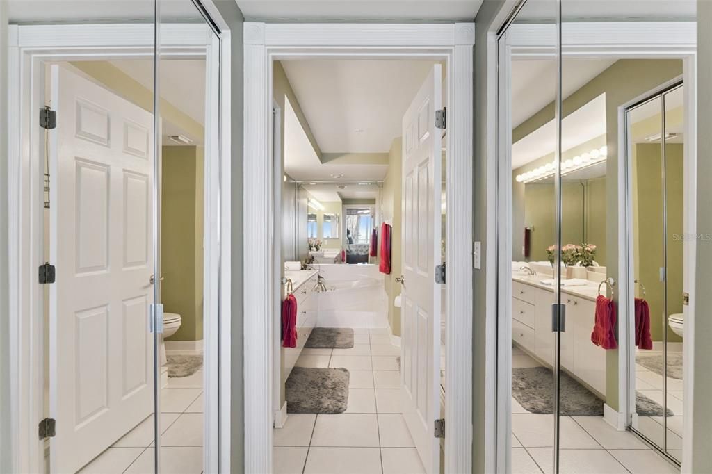 Bathroom, Interior, Recessed Lighting