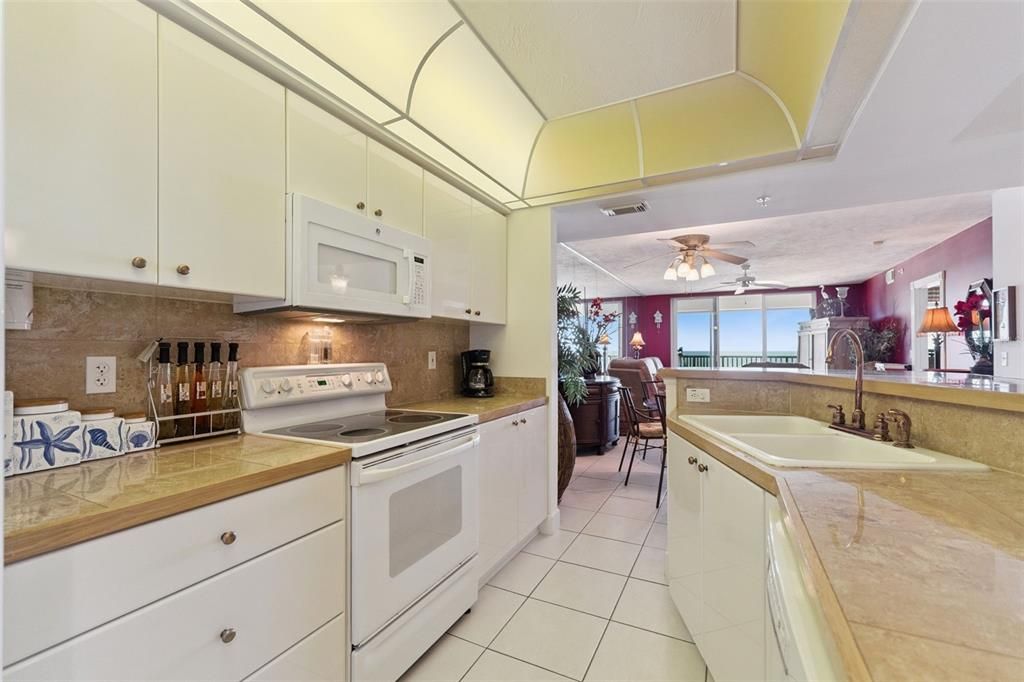Dining room, Interior, Kitchen