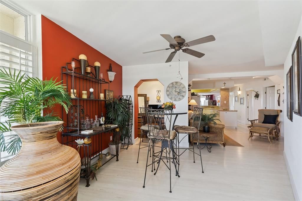 Dining room, Interior, Pendant Lights, Recessed Lighting