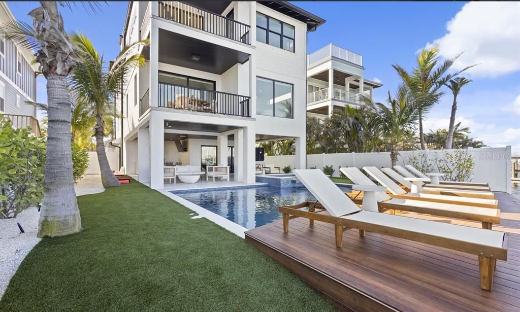 Backyard, Exterior, Pool