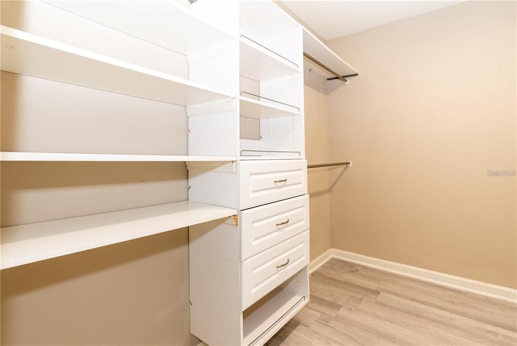 Interior, Walk-in Closets, Wood Texture Flooring