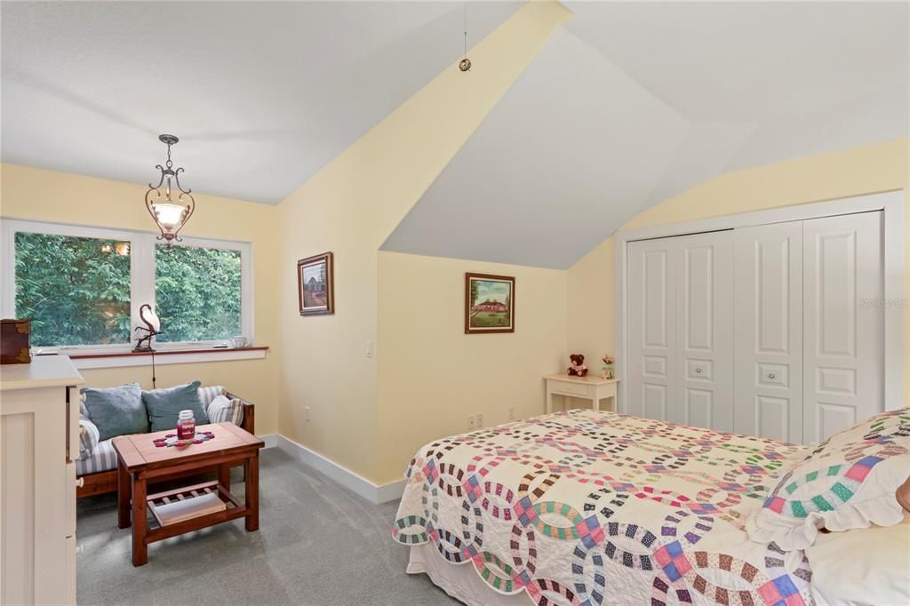 Bedroom, Interior, Pendant Lights