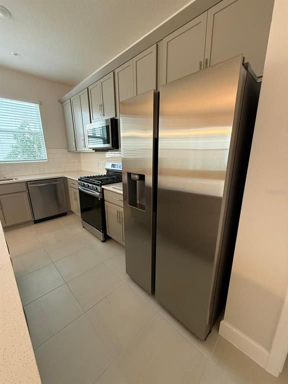 Interior, Kitchen, Stainless Steel Appliances