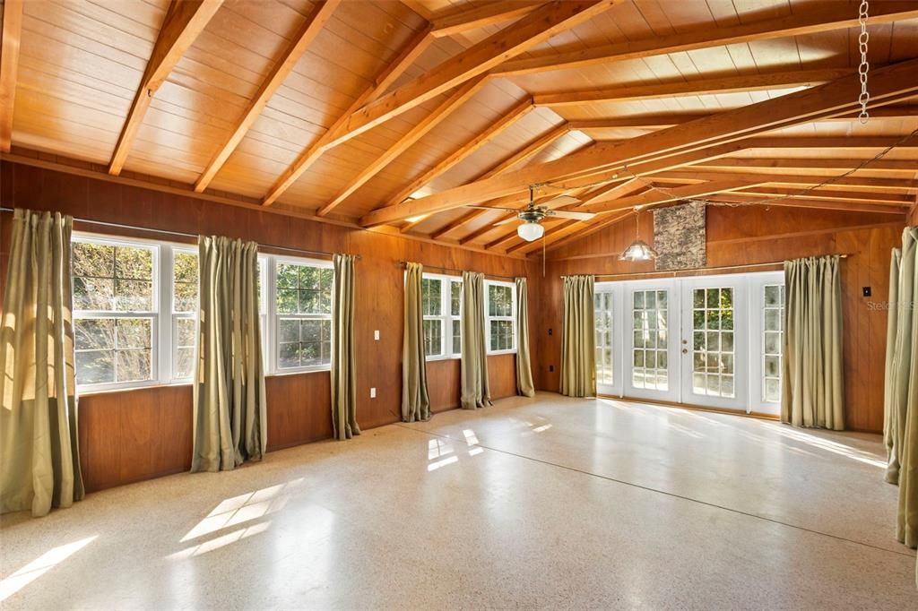 Empty room, Interior, Stone Walls, Wooden Beams, Wooden Ceilings