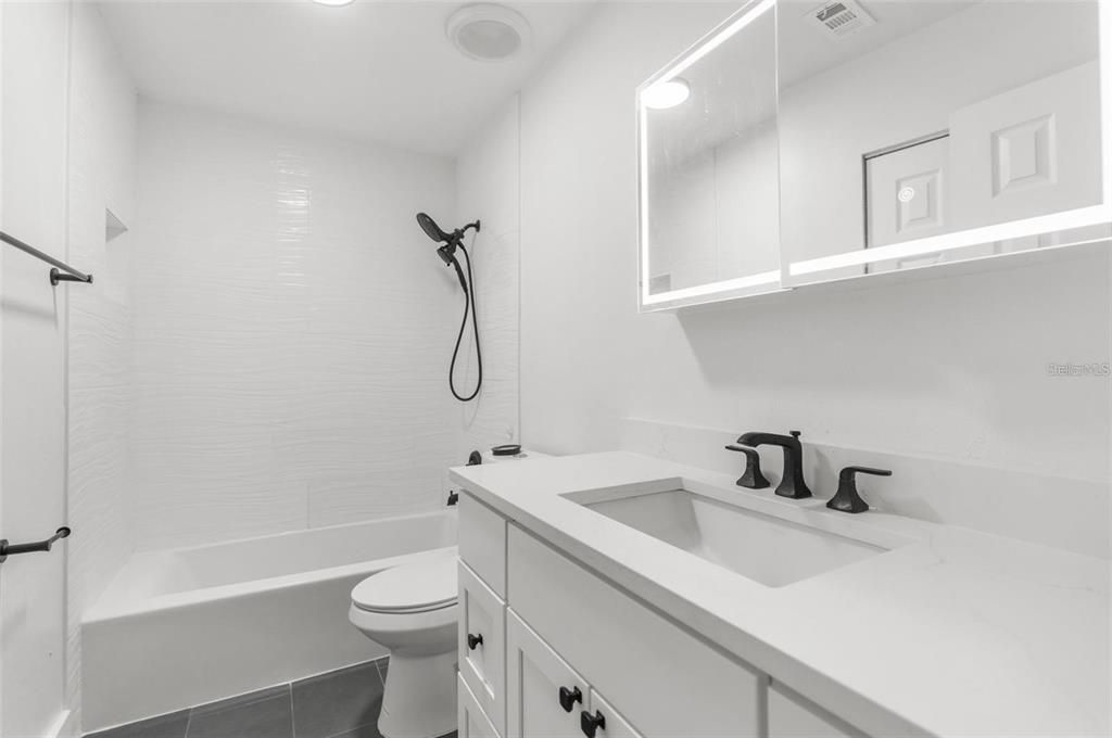 Bathroom, Interior, Recessed Lighting