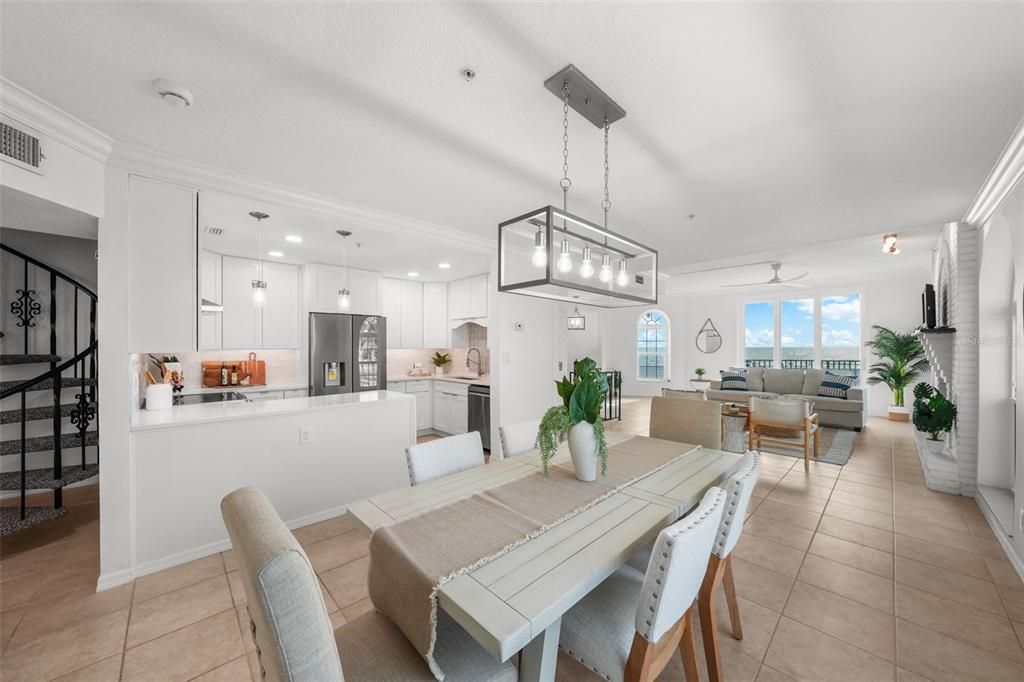 Dining room, Interior, Kitchen, Living room, Pendant Lights, Recessed Lighting, Stainless Steel Appliances