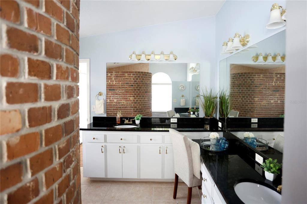 Bathroom, Dual Sink Vanities, Interior