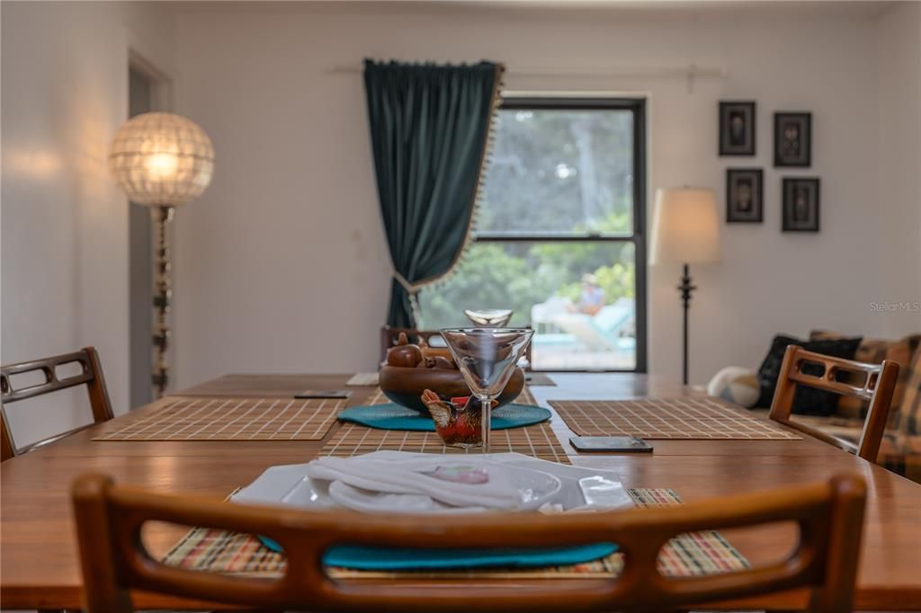 Dining room, Interior