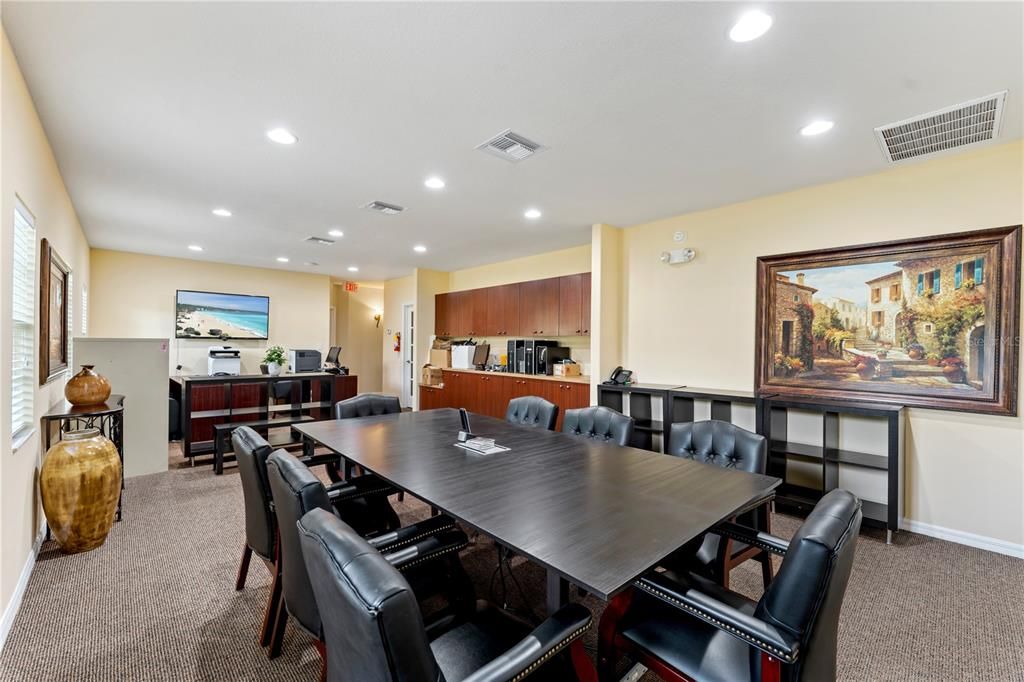 Dining room, Interior, Recessed Lighting