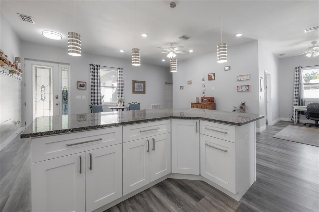 Interior, Pendant Lights, Recessed Lighting, Wood Texture Flooring