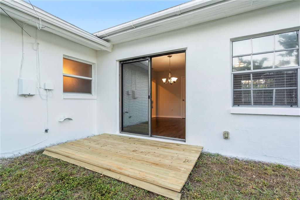 Exterior, Pendant Lights