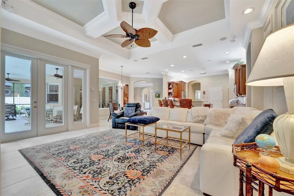 Interior, Living room, Pendant Lights, Recessed Lighting