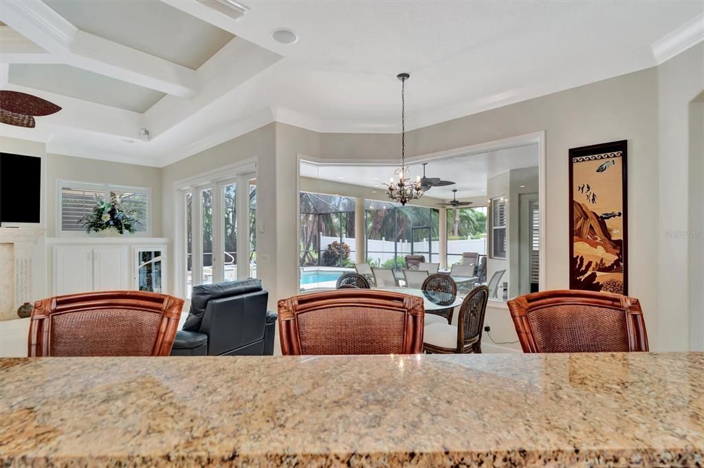 Chandelier, Dining room, Interior, Pendant Lights