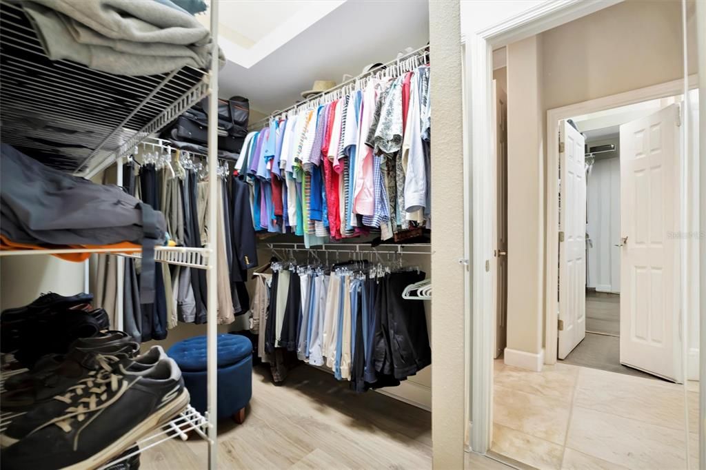 Interior, Walk-in Closets