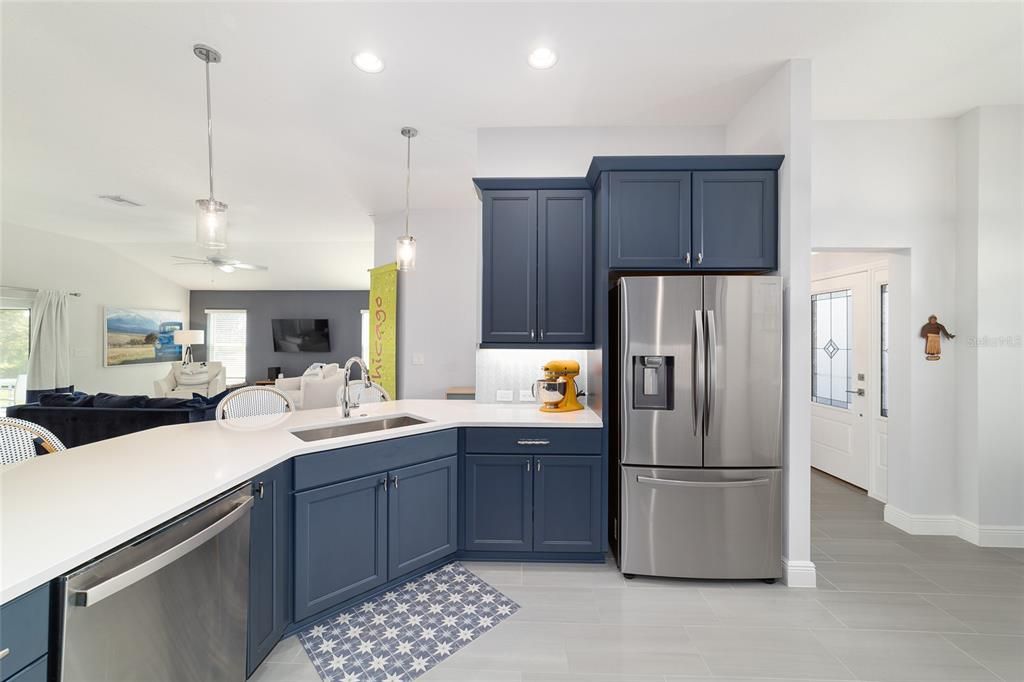 Interior, Kitchen, Pendant Lights, Recessed Lighting, Stainless Steel Appliances