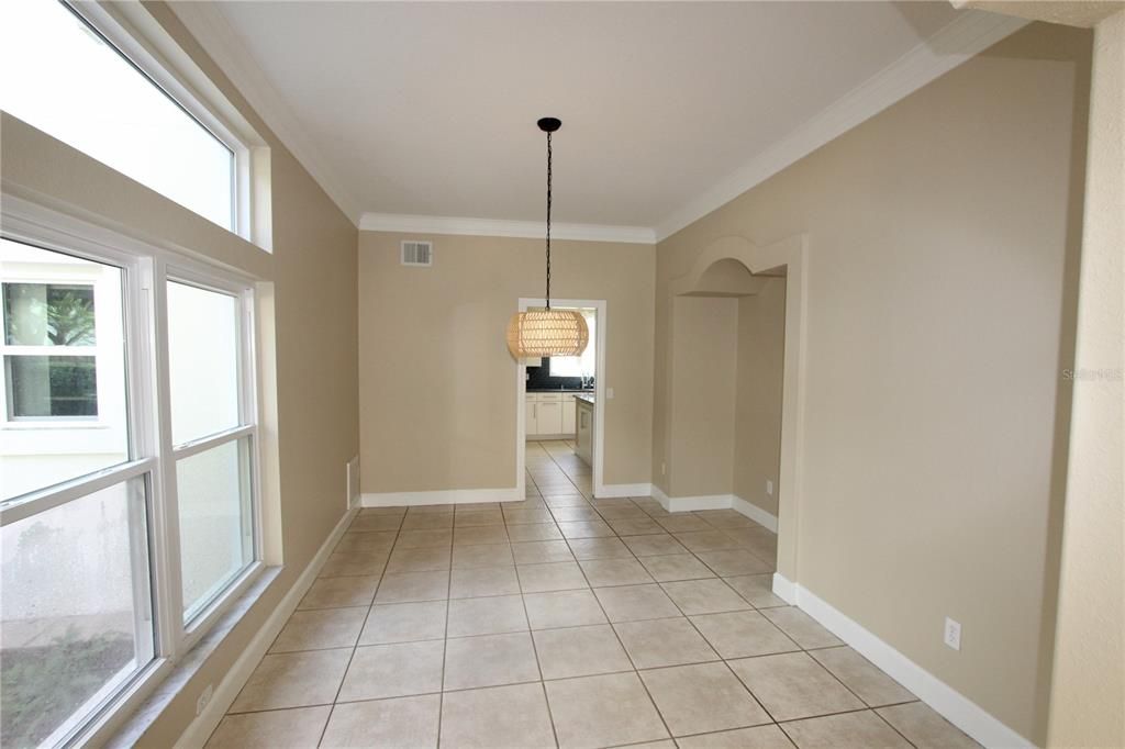 Empty room, Interior, Pendant Lights